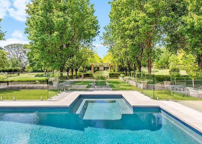 Pool Queen Bedroom Suite